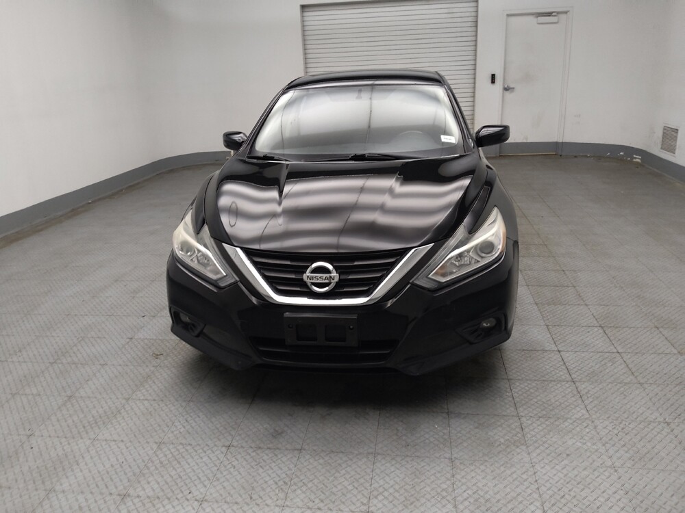 2017 Nissan Altima in Midlothian, IL 60445 - 18101846 15