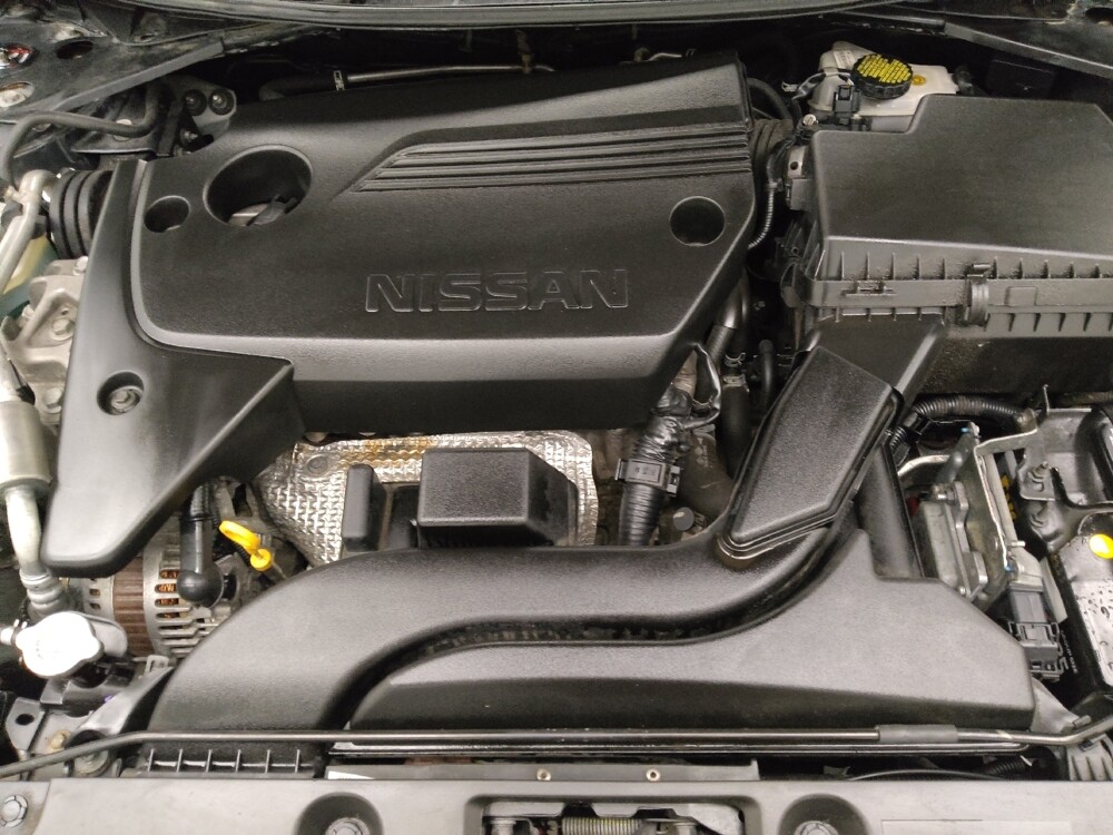 2017 Nissan Altima in Midlothian, IL 60445 - 18101846 30