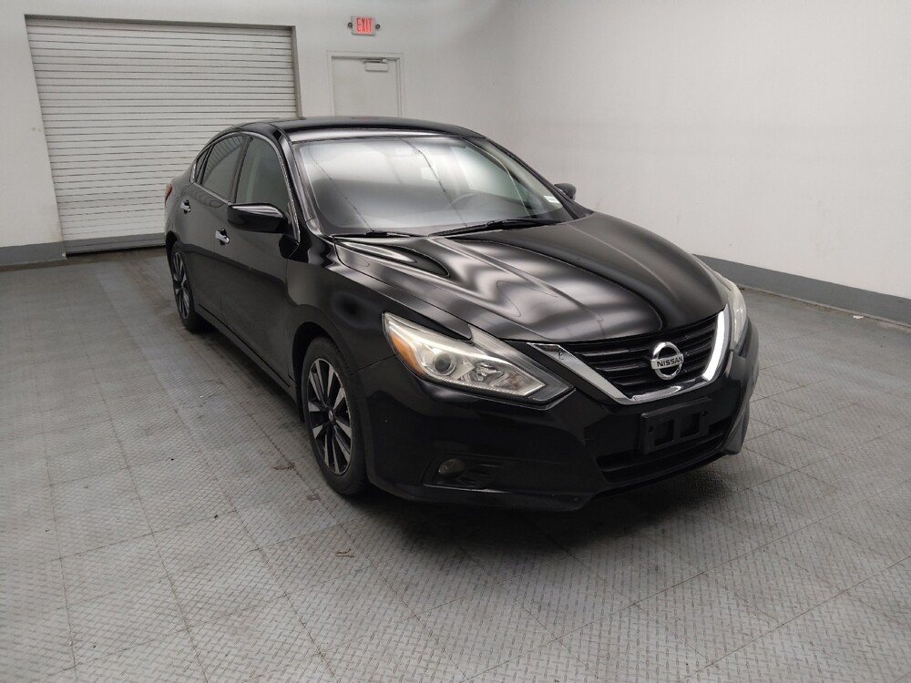 2017 Nissan Altima in Midlothian, IL 60445 - 18101846 13