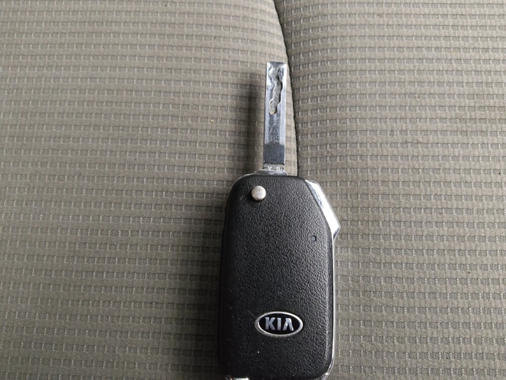 2020 Kia Forte in Midlothian, IL 60445 - 18101847 32