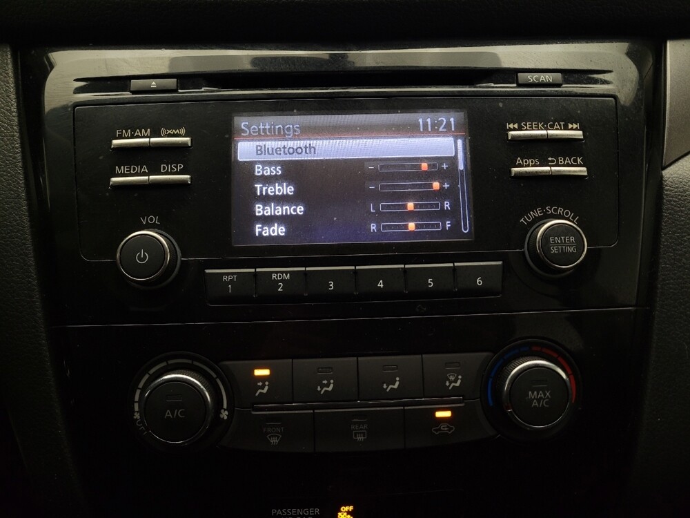 2016 Nissan Rogue in Downey, CA 90241 - 18101850 25