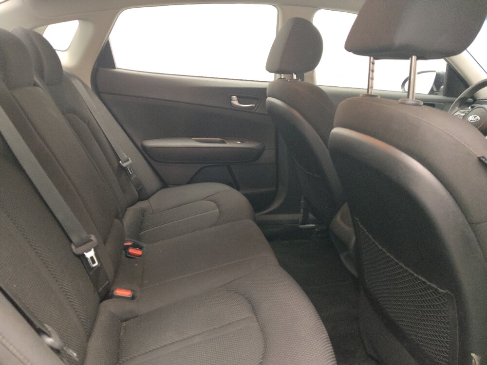 2020 Kia Optima in Oklahoma City, OK 73139 - 18101851 19