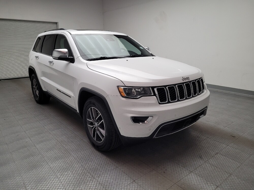 2018 Jeep Grand Cherokee in Montclair, CA 91763 - 18101852 13