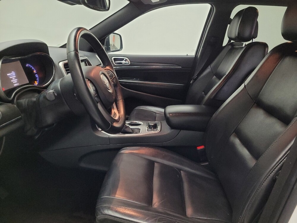 2018 Jeep Grand Cherokee in Montclair, CA 91763 - 18101852 17