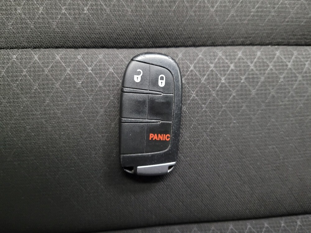 2021 Jeep Grand Cherokee in Las Vegas, NV 89102 - 18101853 32