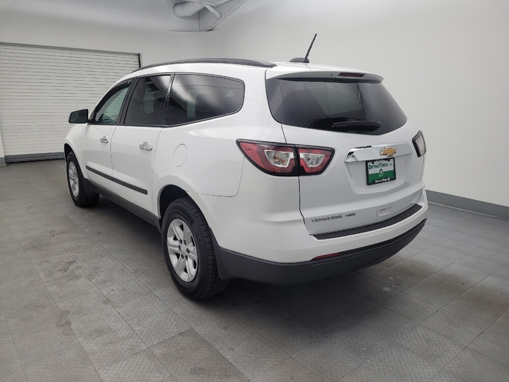2017 Chevrolet Traverse in Lexington, KY 40509 - 18101857 5