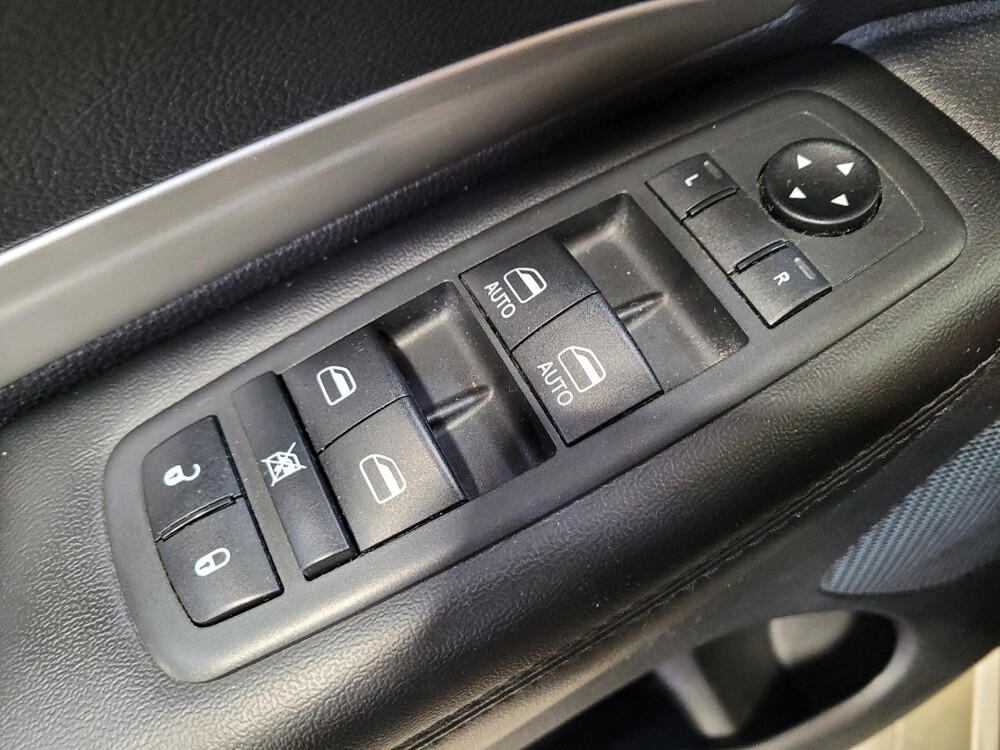 2019 Dodge Durango in Montclair, CA 91763 - 18101858 27