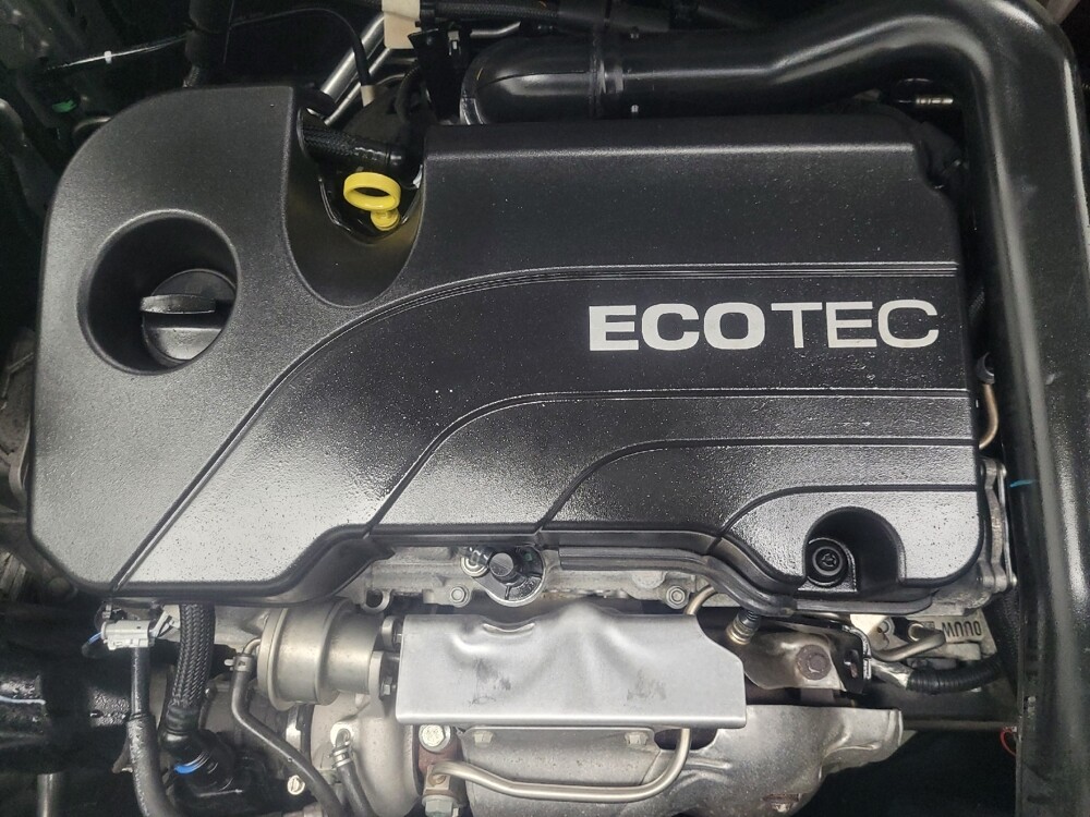 2021 Chevrolet Equinox in Mishawaka, IN 46545 - 18101868 30