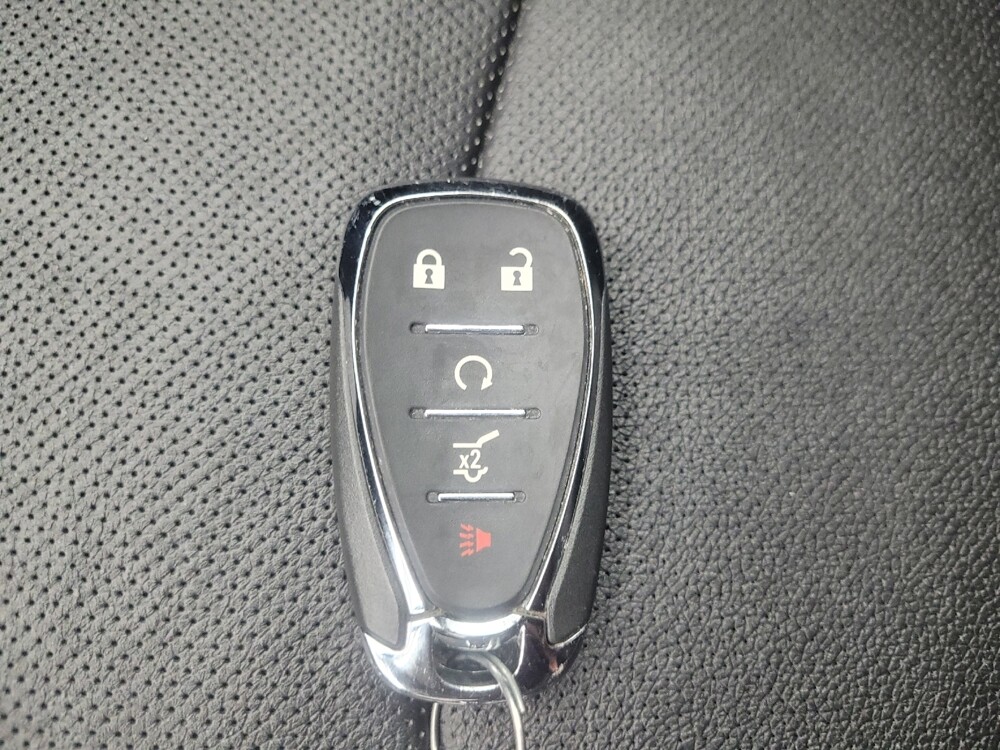 2021 Chevrolet Equinox in Mishawaka, IN 46545 - 18101868 32