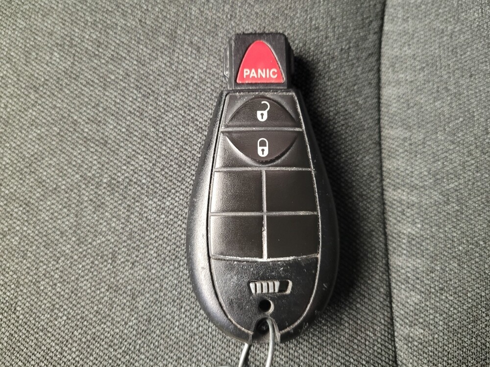 2022 RAM 1500 in Fairfield, OH 45014 - 18101871 32