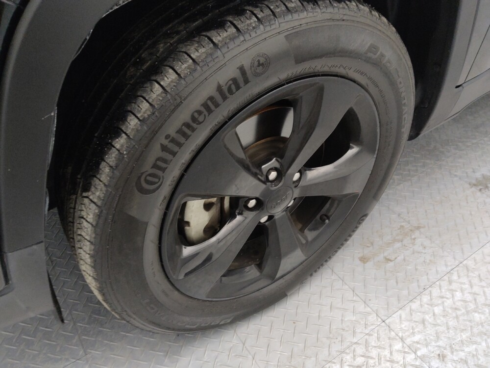 2020 Jeep Cherokee in Gladstone, MO 64118 - 18101877 31