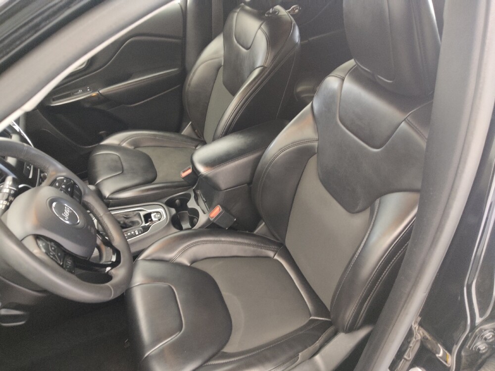 2020 Jeep Cherokee in Gladstone, MO 64118 - 18101877 17