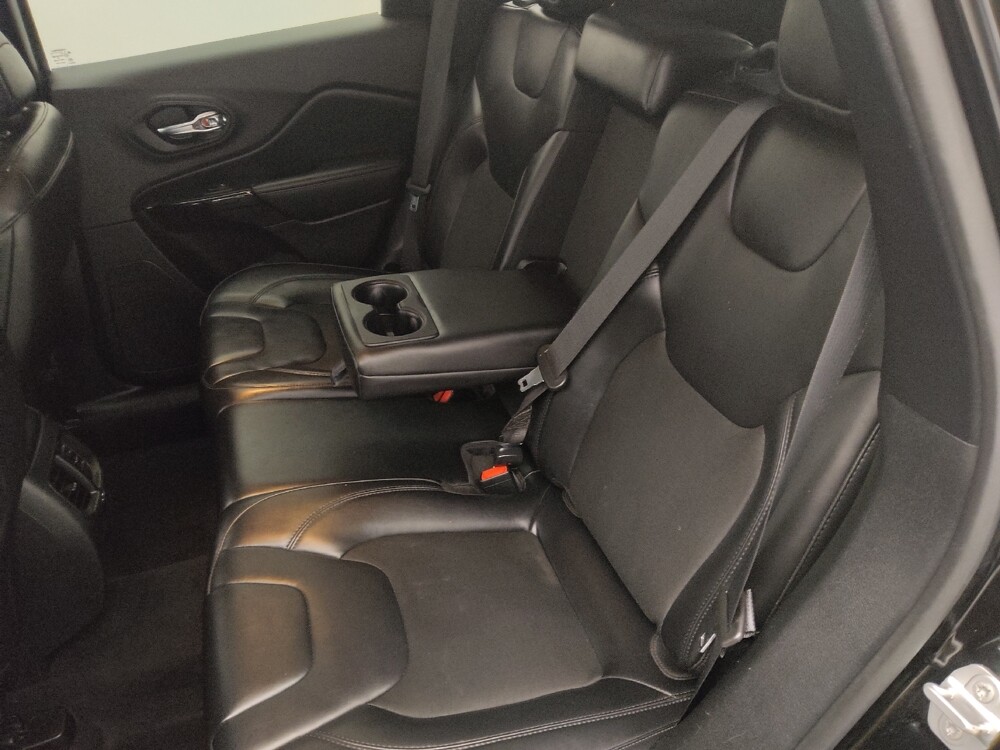 2020 Jeep Cherokee in Gladstone, MO 64118 - 18101877 18