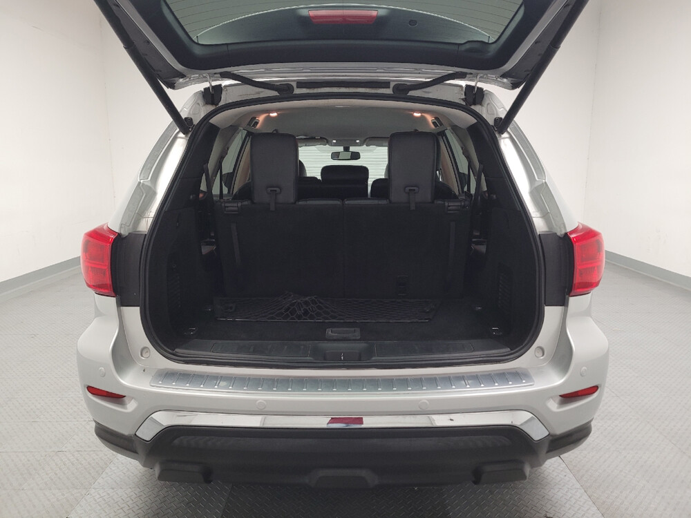 2019 Nissan Pathfinder in Riverside, CA 92504 - 18101884 29