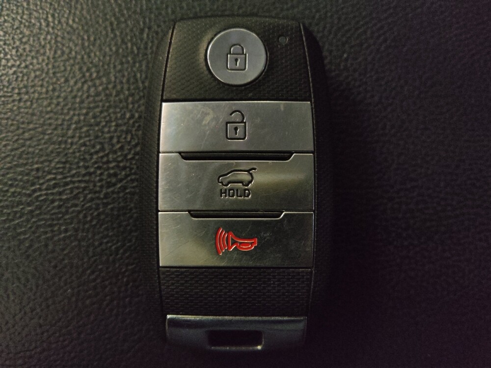 2020 Kia Sorento in Houston, TX 77034 - 18101895 32