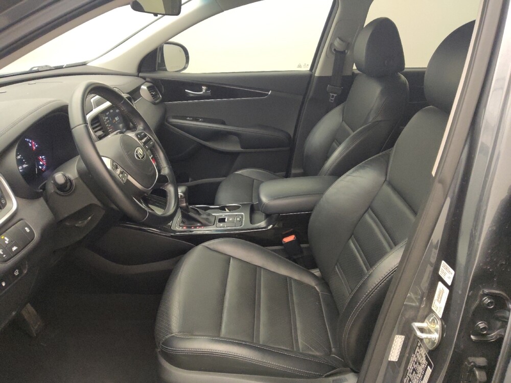 2020 Kia Sorento in Houston, TX 77034 - 18101895 17