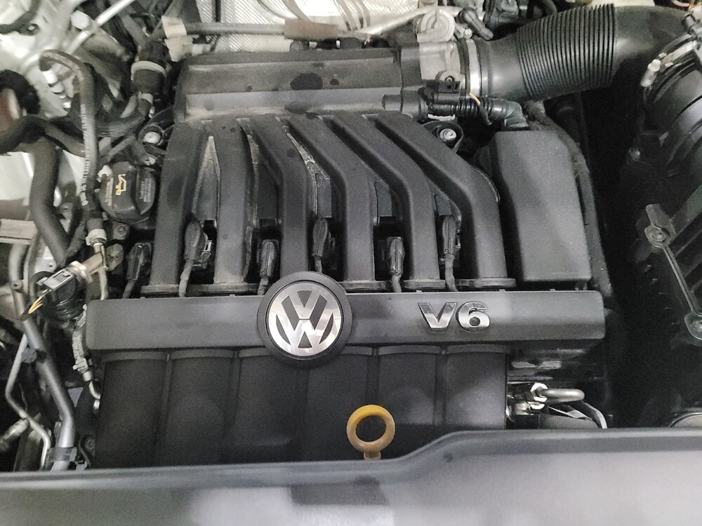 2022 Volkswagen Atlas in Richmond, VA 23235 - 18101899 30