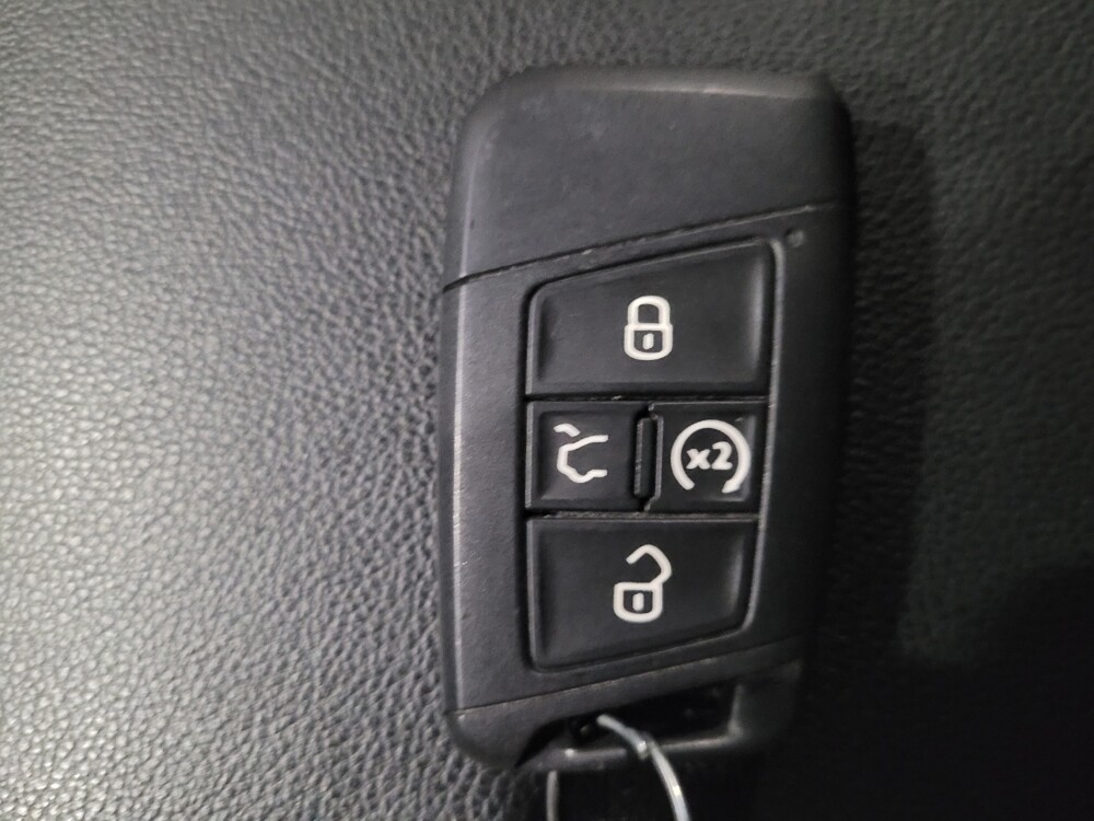 2022 Volkswagen Atlas in Richmond, VA 23235 - 18101899 32