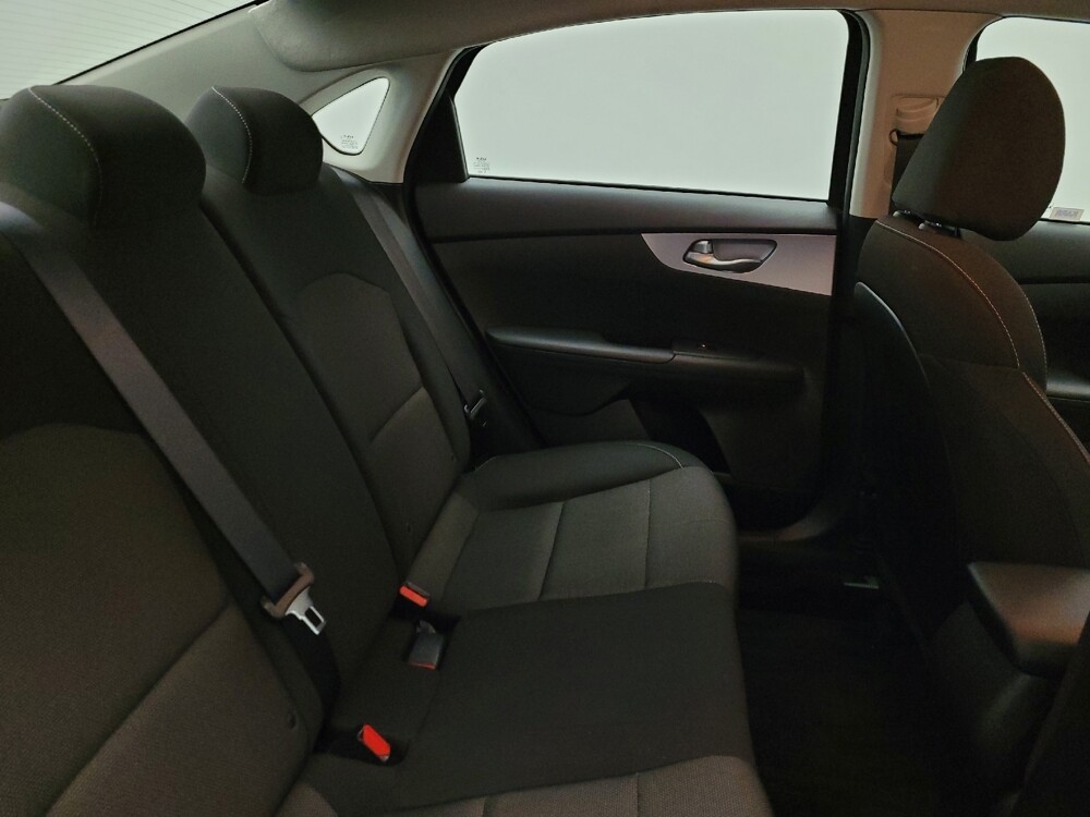 2022 Kia Forte in Albuquerque, NM 87123 - 18101902 19