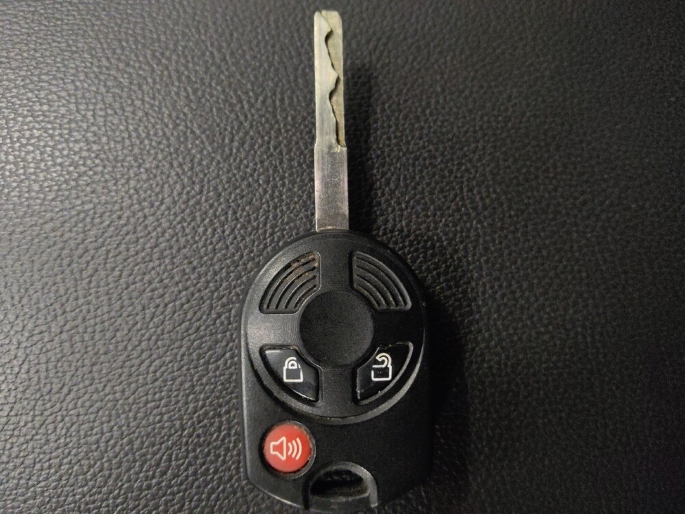 2018 Ford Escape in Houston, TX 77074 - 18101908 32