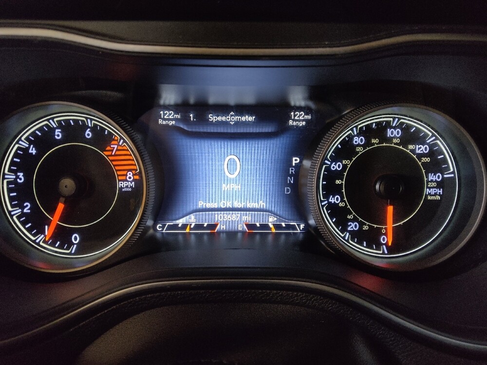 2019 Jeep Cherokee in Gainesville, FL 32609 - 18101909 23