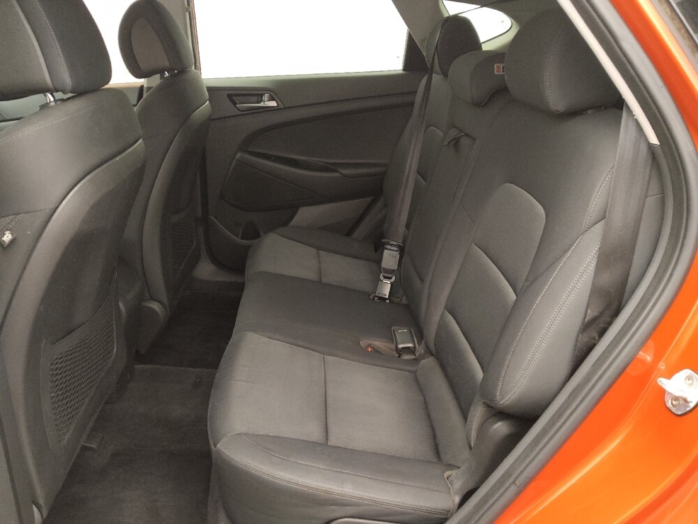 2017 Hyundai Tucson in Houston, TX 77074 - 18101911 18