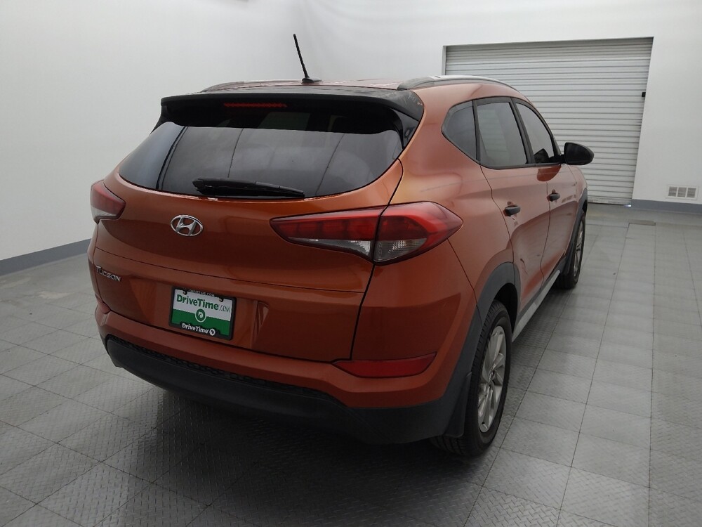 2017 Hyundai Tucson in Houston, TX 77074 - 18101911 7