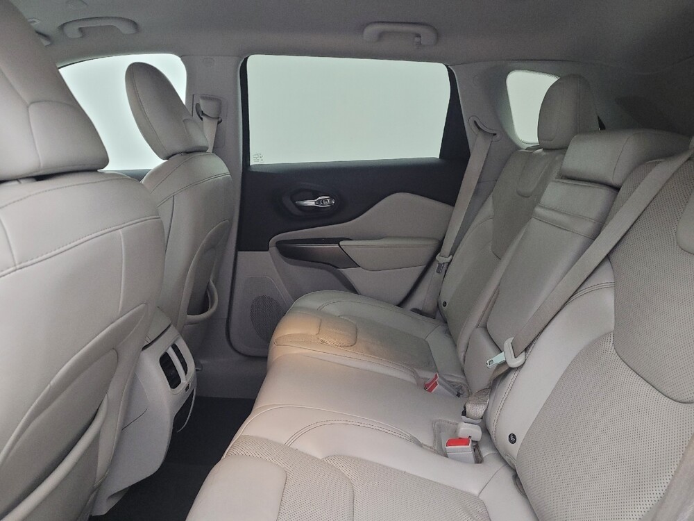 2019 Jeep Cherokee in Miamisburg, OH 45342 - 18101922 18