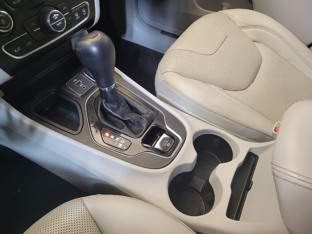 2019 Jeep Cherokee in Miamisburg, OH 45342 - 18101922 26