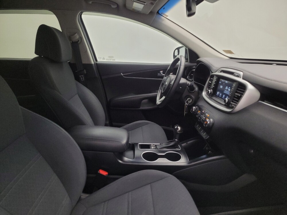 2017 Kia Sorento in Maple Heights, OH 44137 - 18101925 21