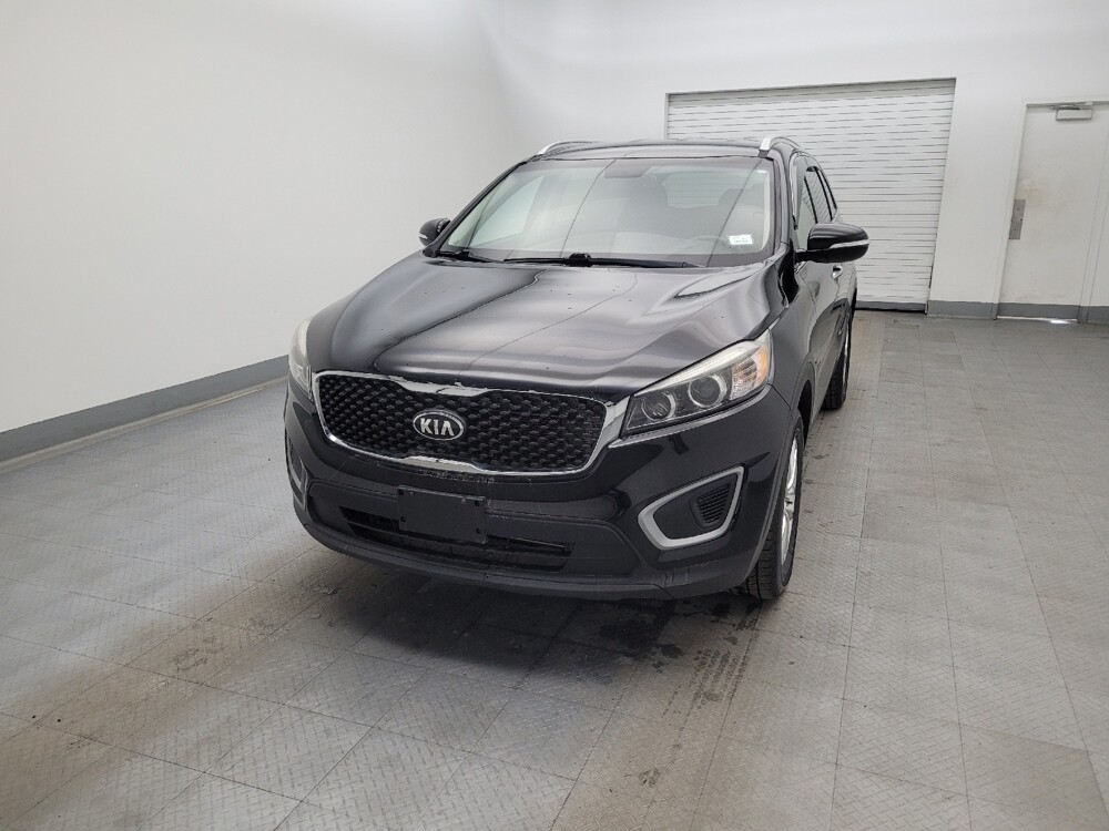 2017 Kia Sorento in Maple Heights, OH 44137 - 18101925 15