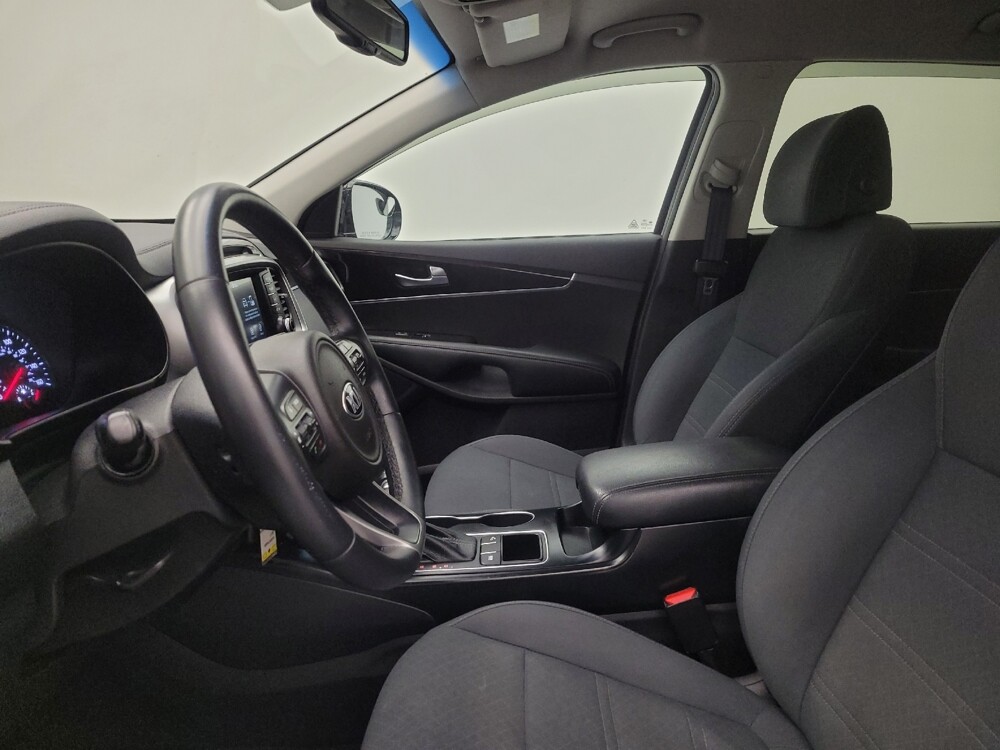 2017 Kia Sorento in Maple Heights, OH 44137 - 18101925 17