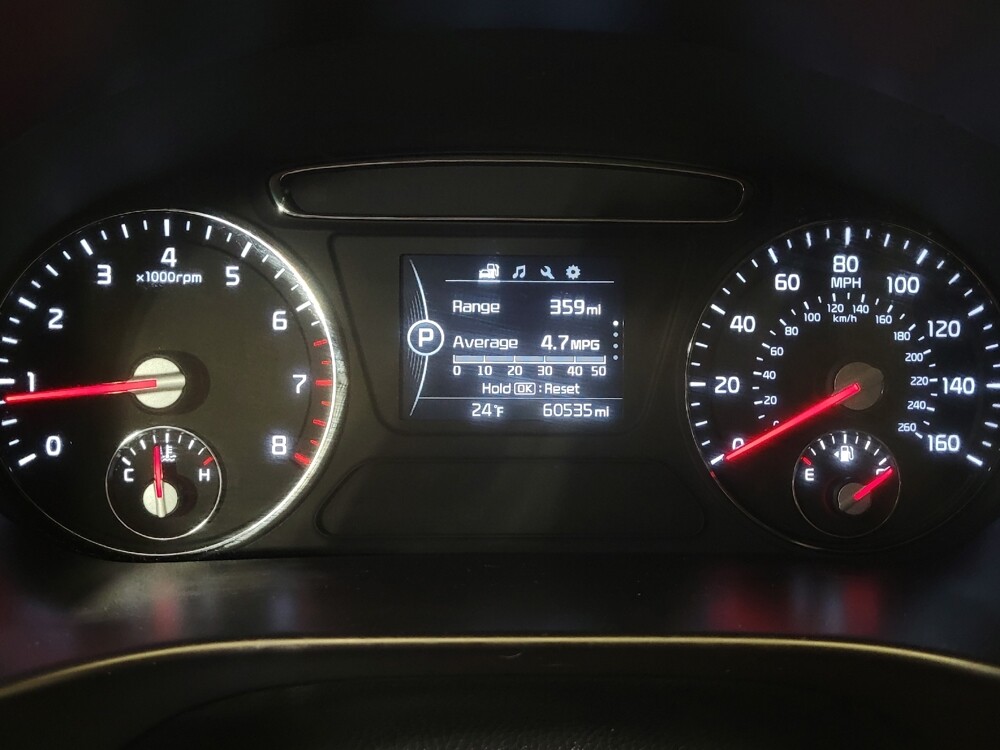 2017 Kia Sorento in Maple Heights, OH 44137 - 18101925 23