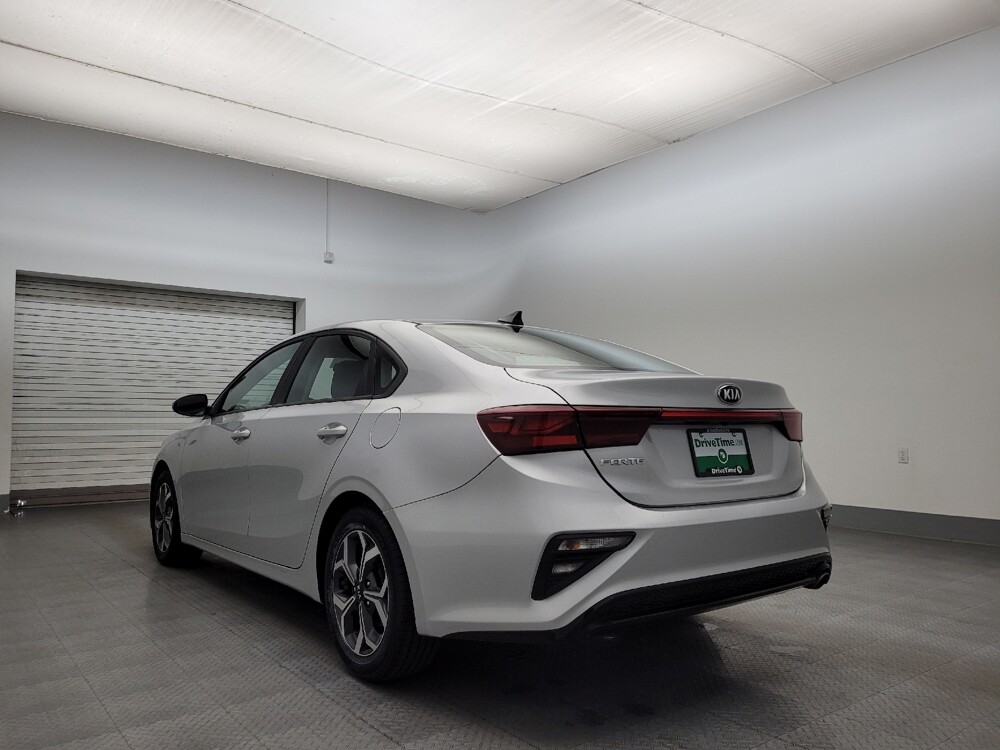 2020 Kia Forte in Glendale, AZ 85301 - 18101927 5