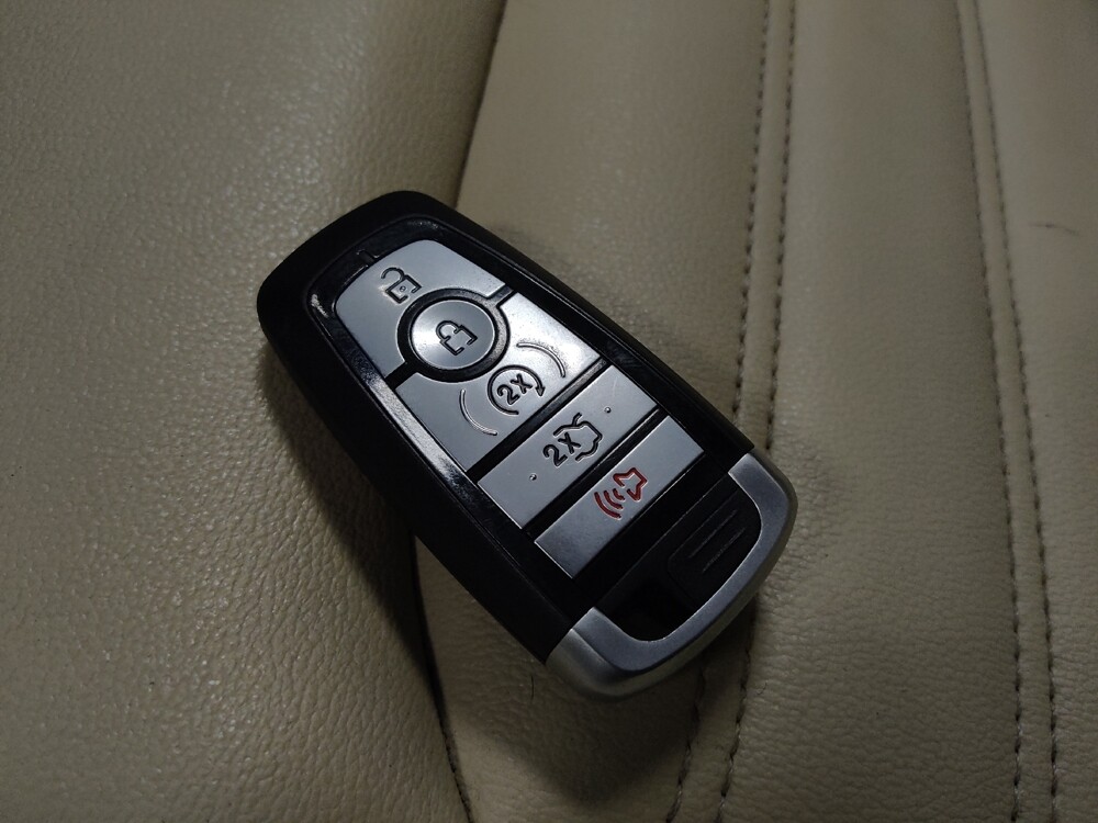 2020 Ford Edge in Mesa, AZ 85210 - 18101928 32