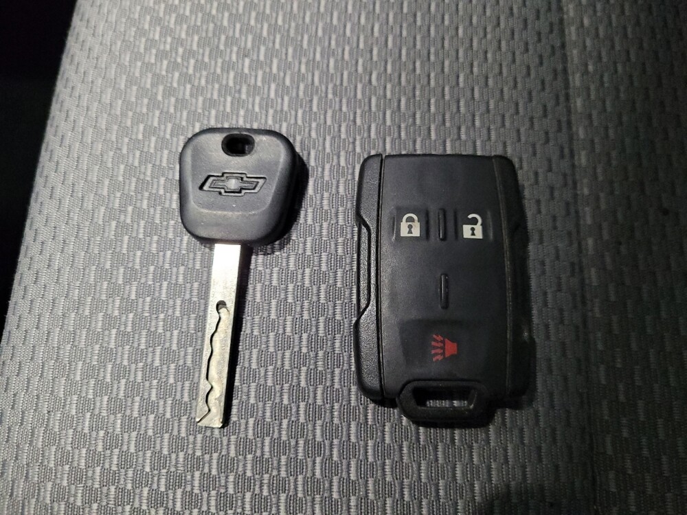 2015 Chevrolet Silverado 2500 in Newport News, VA 23601 - 18101933 32