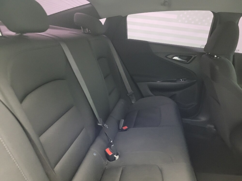 2022 Chevrolet Malibu in Mesa, AZ 85210 - 18101935 19