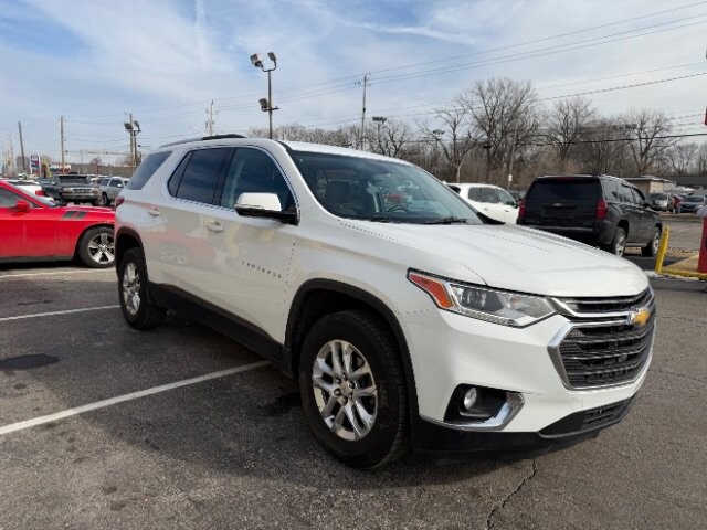 2018 Chevrolet Traverse in Indianapolis, IN 46222-4002 - 18101947 3