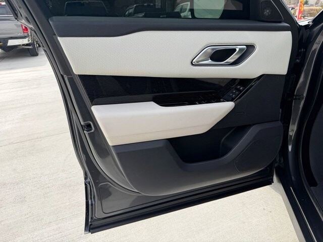 2020 Land Rover Range Rover Velar in Knoxville, TN 37920 - 18101949 6