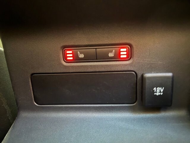 2020 Land Rover Range Rover Velar in Knoxville, TN 37920 - 18101949 28