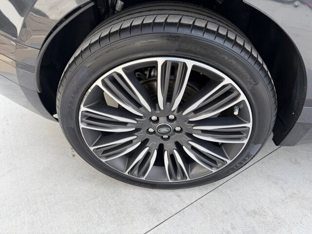 2020 Land Rover Range Rover Velar in Knoxville, TN 37920 - 18101949 32