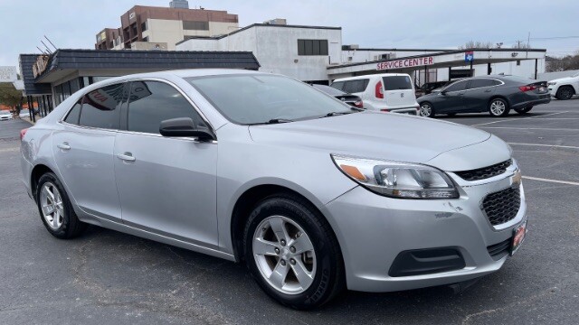2014 Chevrolet Malibu in Dallas, TX 75228 - 18101956 3