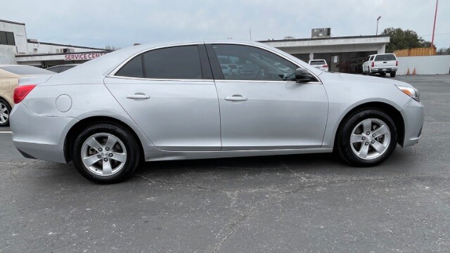 2014 Chevrolet Malibu in Dallas, TX 75228 - 18101956 4