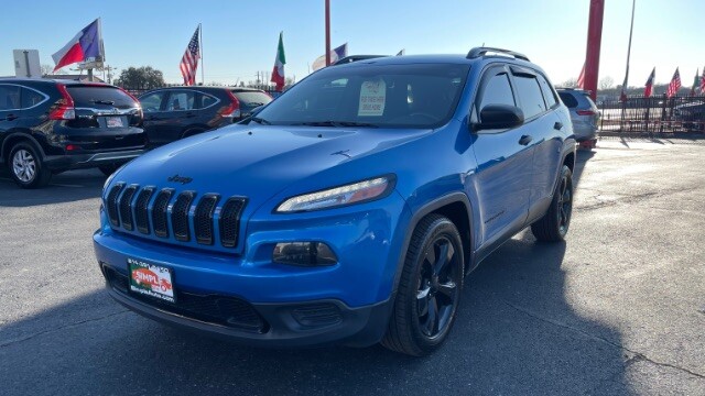 2017 Jeep Cherokee in Dallas, TX 75228 - 18101958