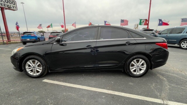 2013 Hyundai Sonata in Dallas, TX 75228 - 18101959 9