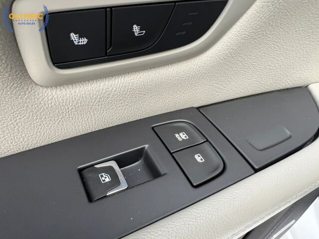 2016 Cadillac CT6 in Decatur, GA 30032 - 18101967 33