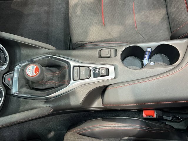 2023 Chevrolet Camaro in Burlington, WI 53105 - 18101980 20