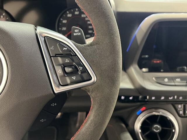 2023 Chevrolet Camaro in Burlington, WI 53105 - 18101980 31