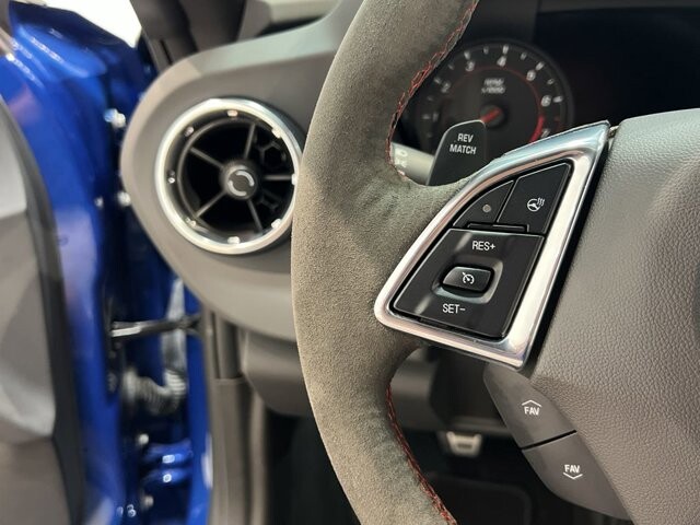 2023 Chevrolet Camaro in Burlington, WI 53105 - 18101980 30