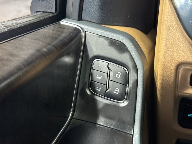 2023 Ford F150 in Burlington, WI 53105 - 18101981 34